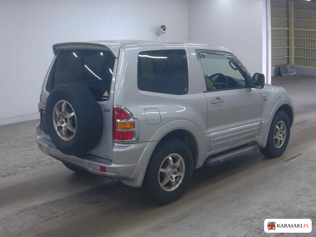 Mitsubishi Pajero 2000 z aukcji japońskiej