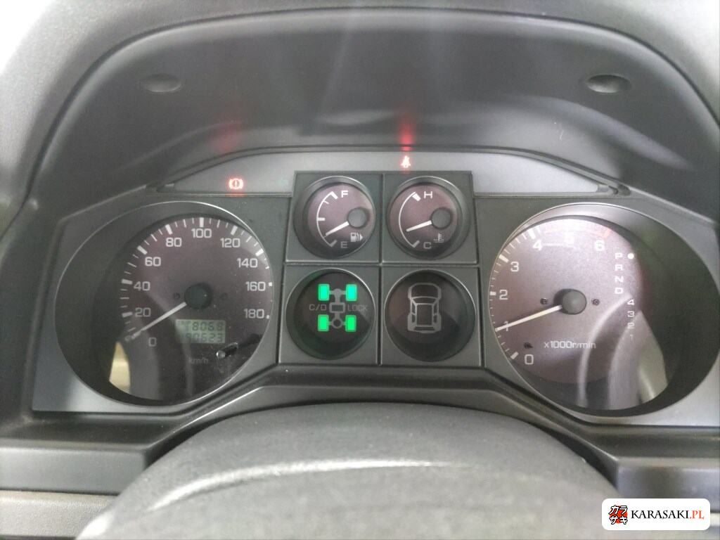 Mitsubishi Pajero 2000 z aukcji japońskiej