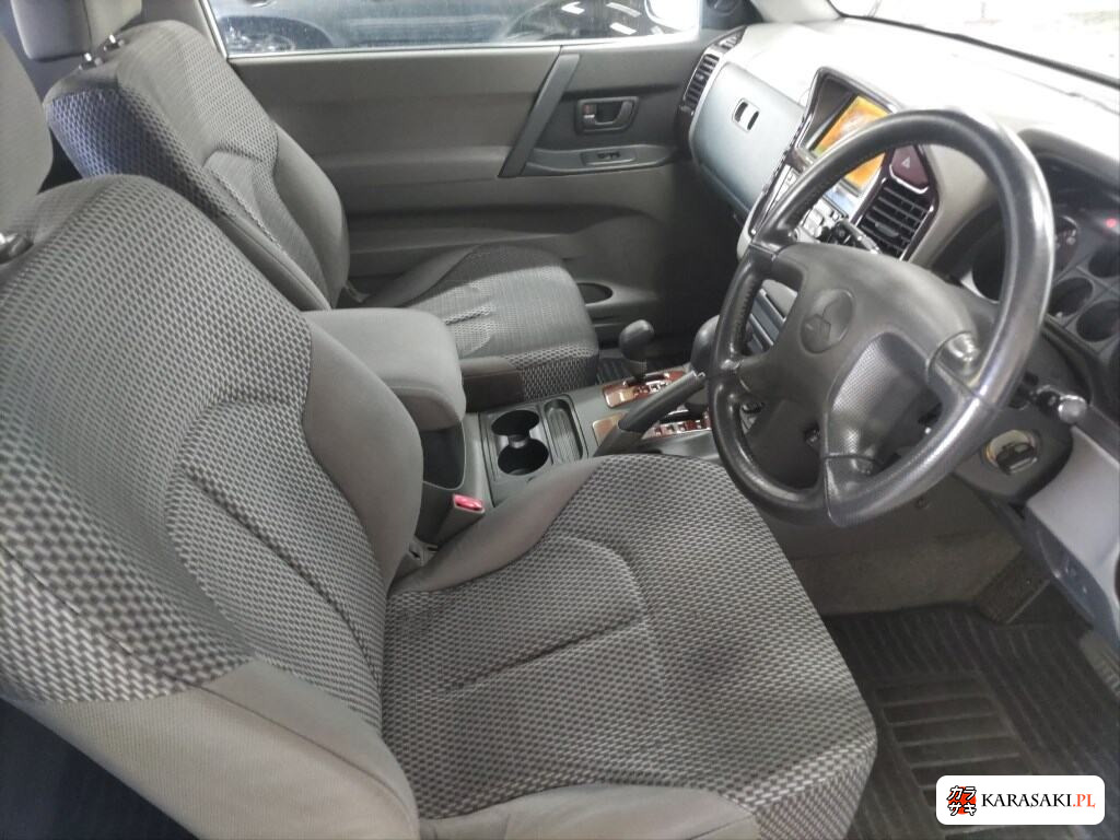 Mitsubishi Pajero 2000 z aukcji japońskiej