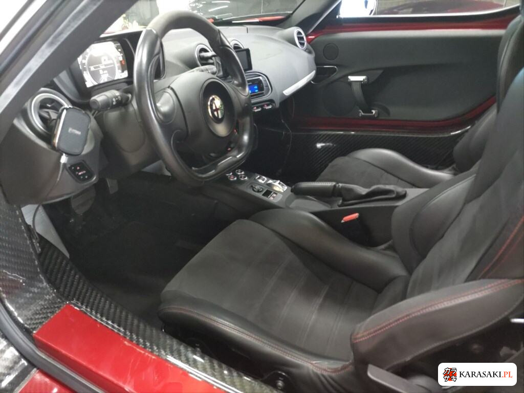 2015 Alfa Romeo 4C Base Grade 5