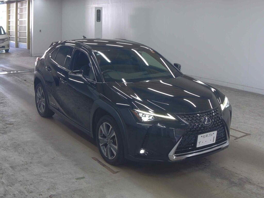Lexus UX300E 2021 z aukcji japońskiej