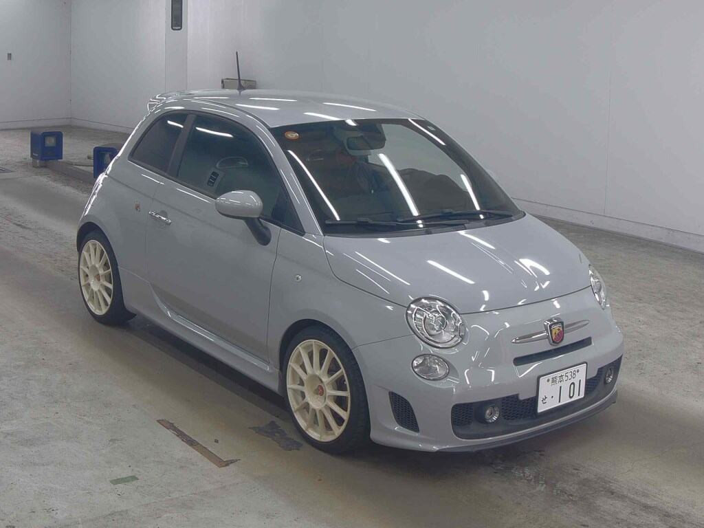 Abarth 500 2014 z aukcji japońskiej
