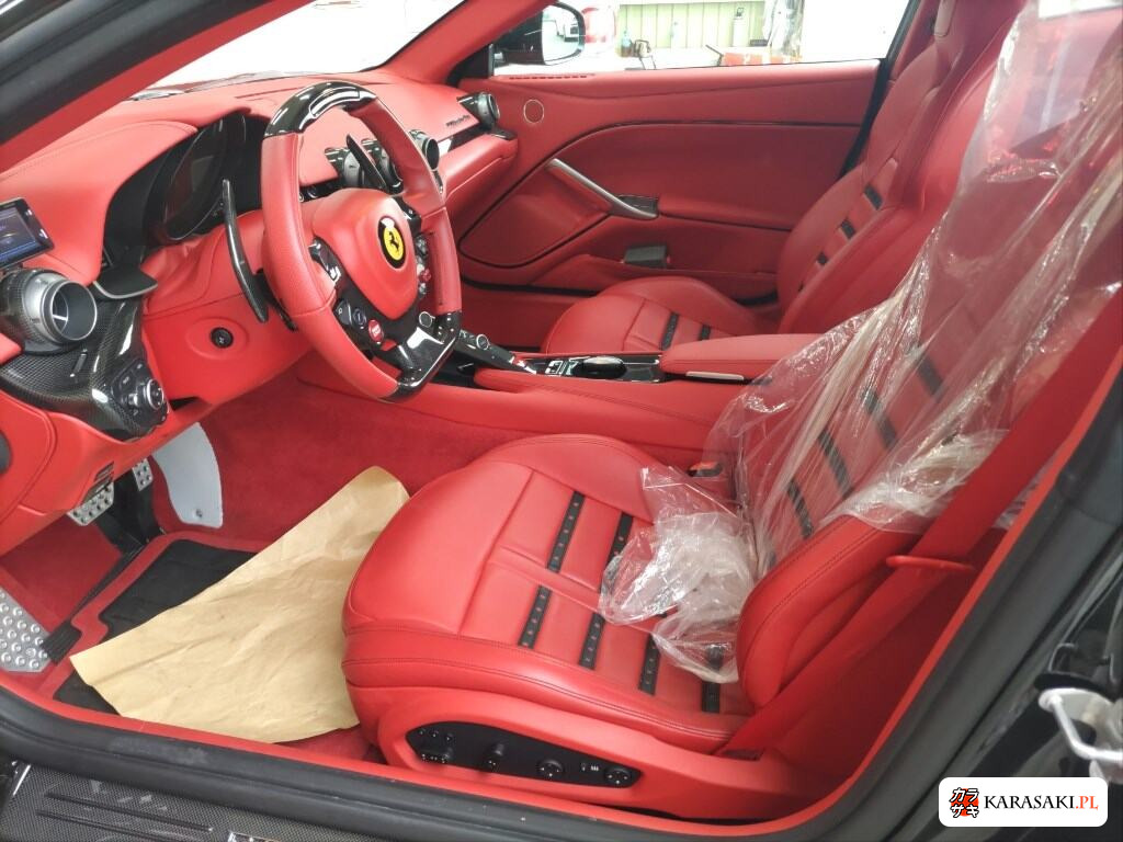 2016 Ferrari F12 Berlinetta 5