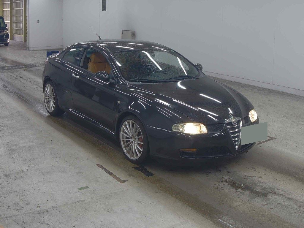 Alfa Romeo Alfa GT 2004 z aukcji japońskiej