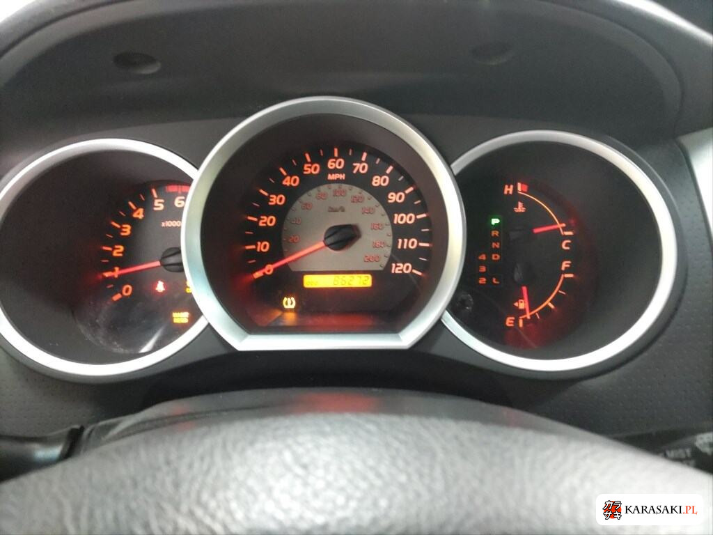 2011 Overseas Toyota 6