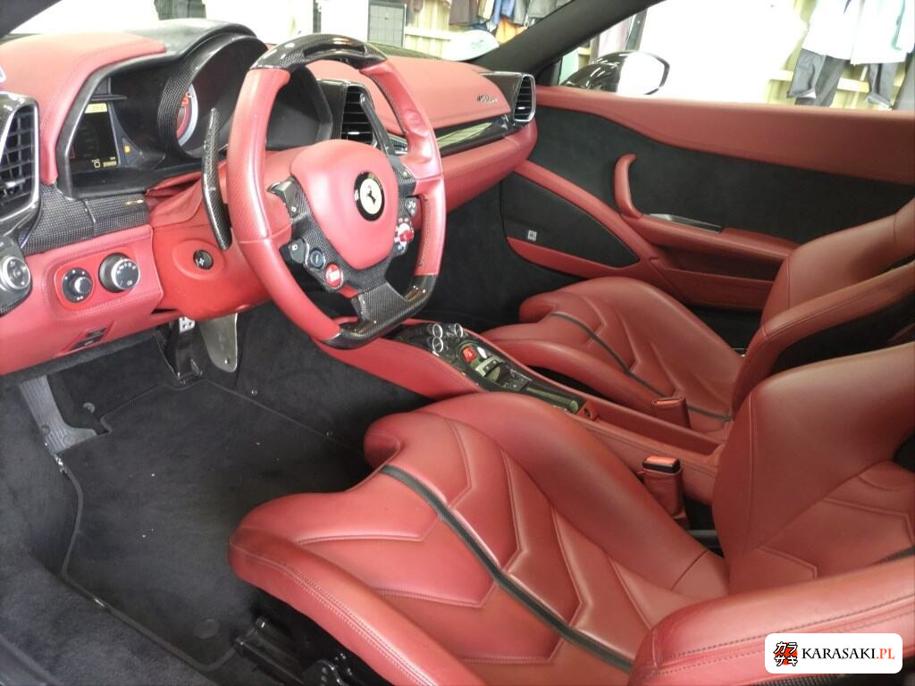 2014 Ferrari 458 Spider 5