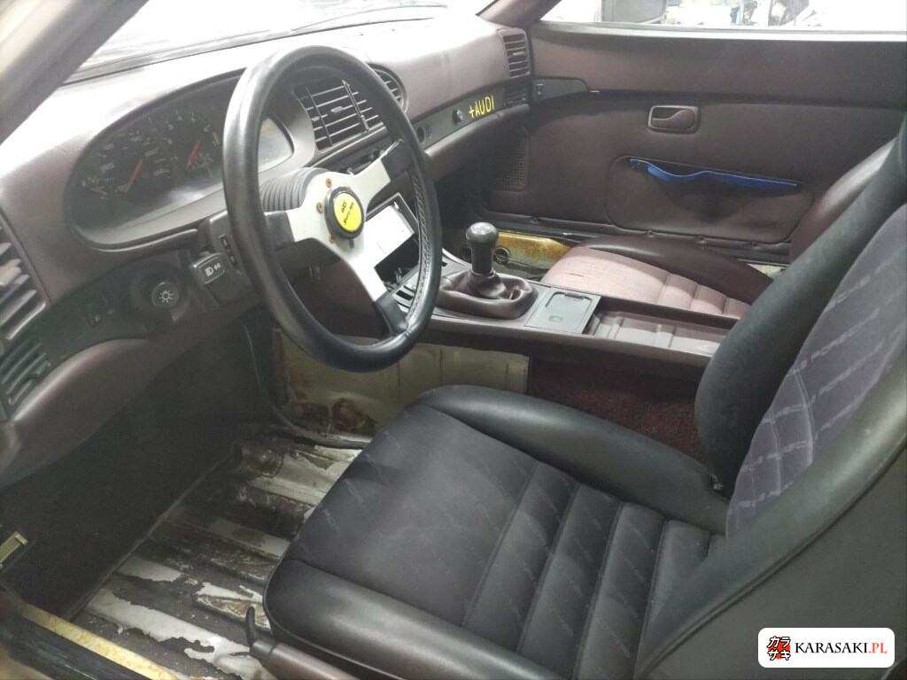 1986 Porsche 944 CP 5