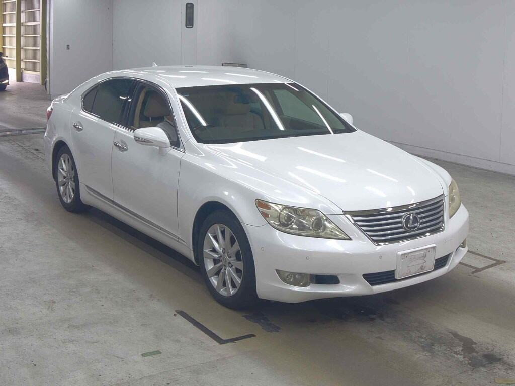 Lexus LS 2010 z aukcji japońskiej