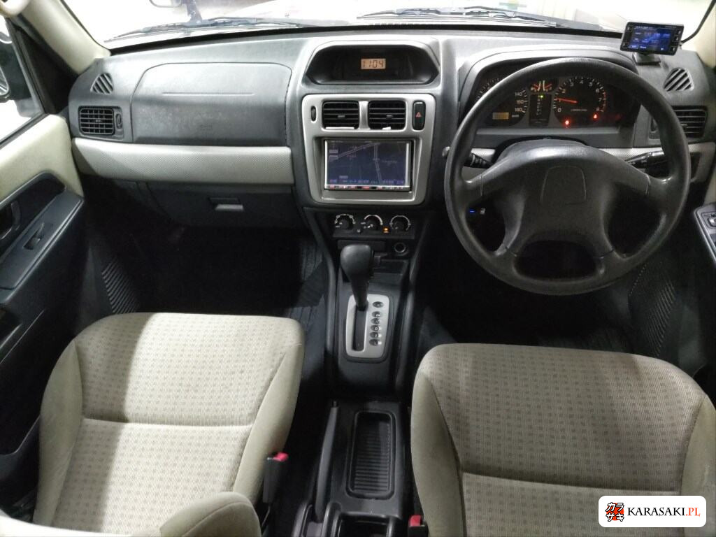 2004 Mitsubishi Pajero Io 5D 4WD 5