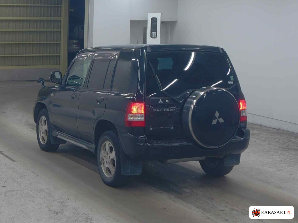 2004 Mitsubishi Pajero Io 5D 4WD 2