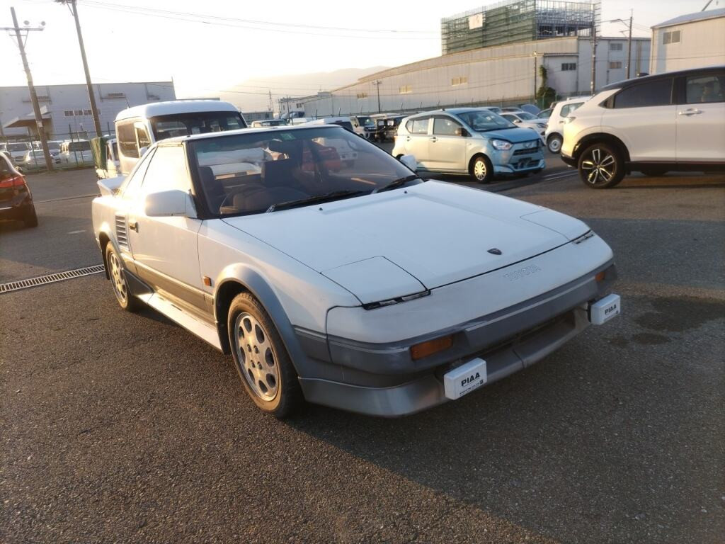 Toyota MR2 1988 z aukcji japońskiej