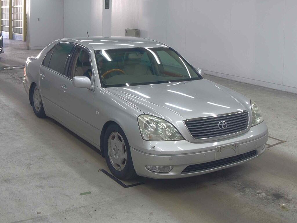 Toyota Celsior 2001 z aukcji japońskiej