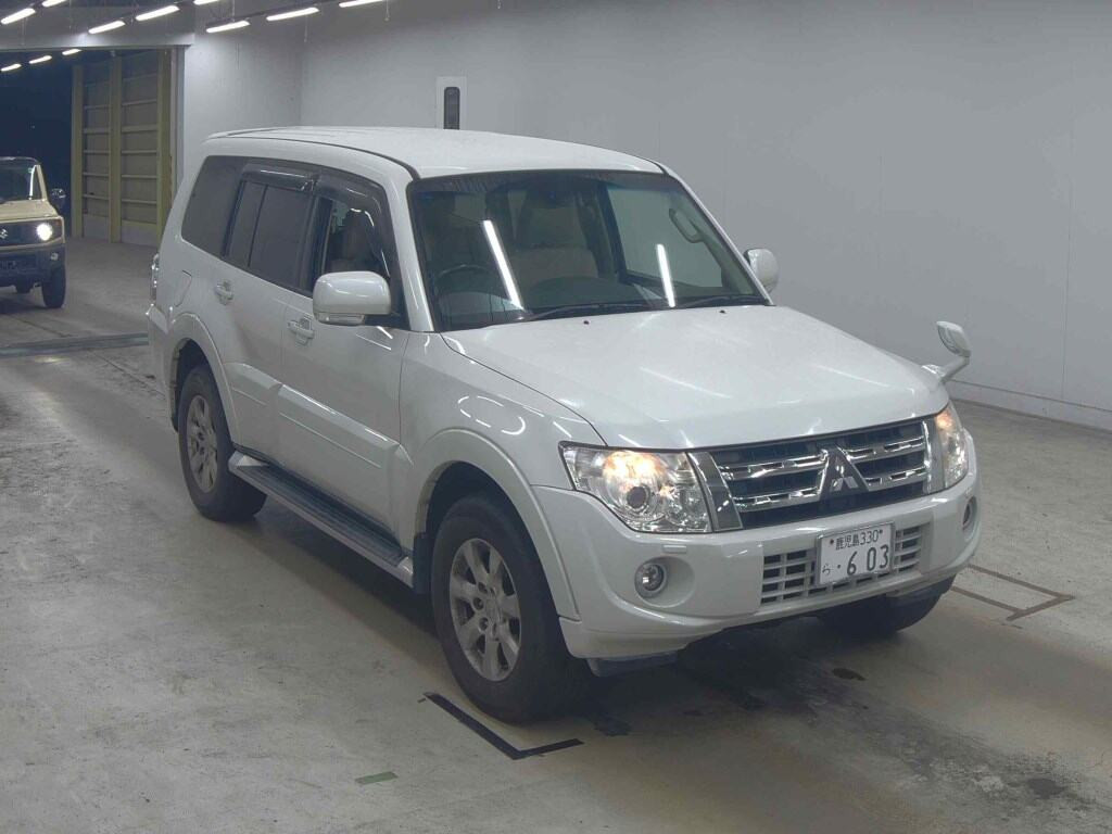 Mitsubishi Pajero 2013 z aukcji japońskiej