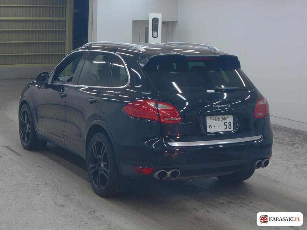 2010 Porsche Cayenne 4WD S 2