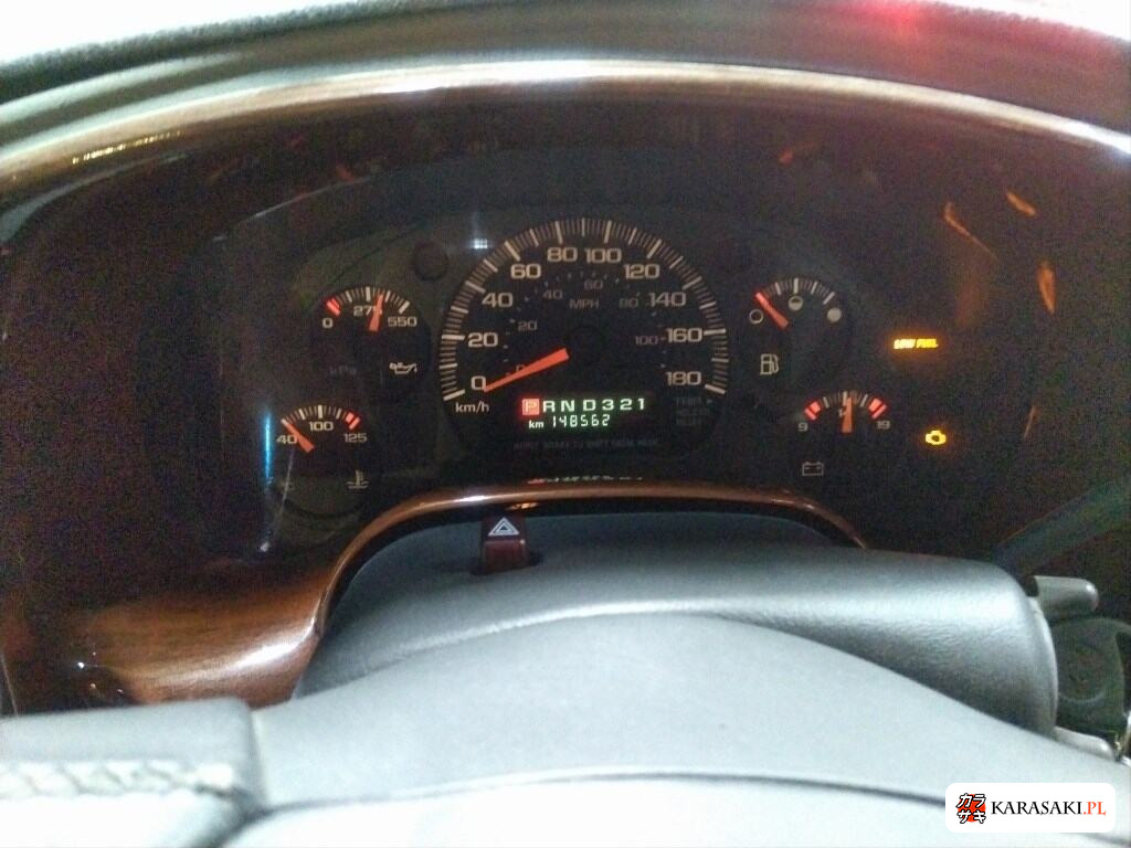 2002 Chevrolet Astro Camping 6