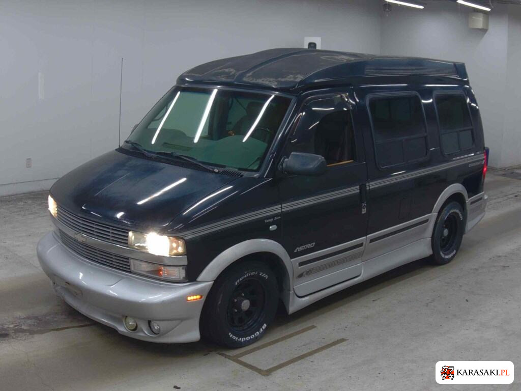 2002 Chevrolet Astro Camping 3