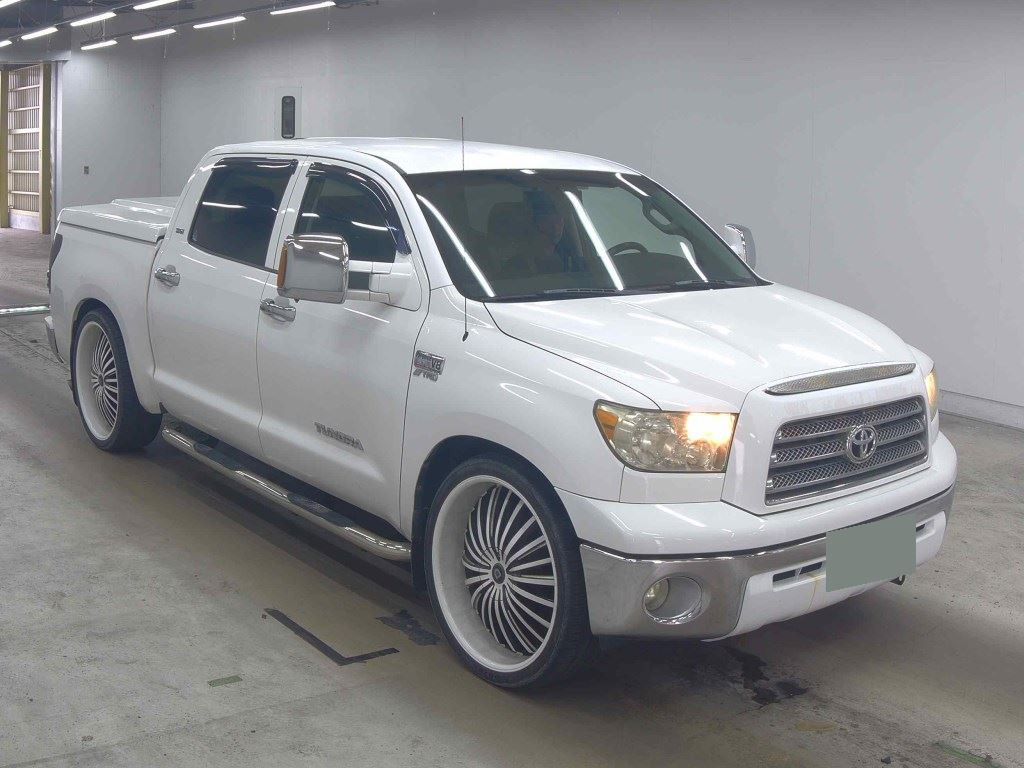 America Toyota Tundra 2009 z aukcji japońskiej
