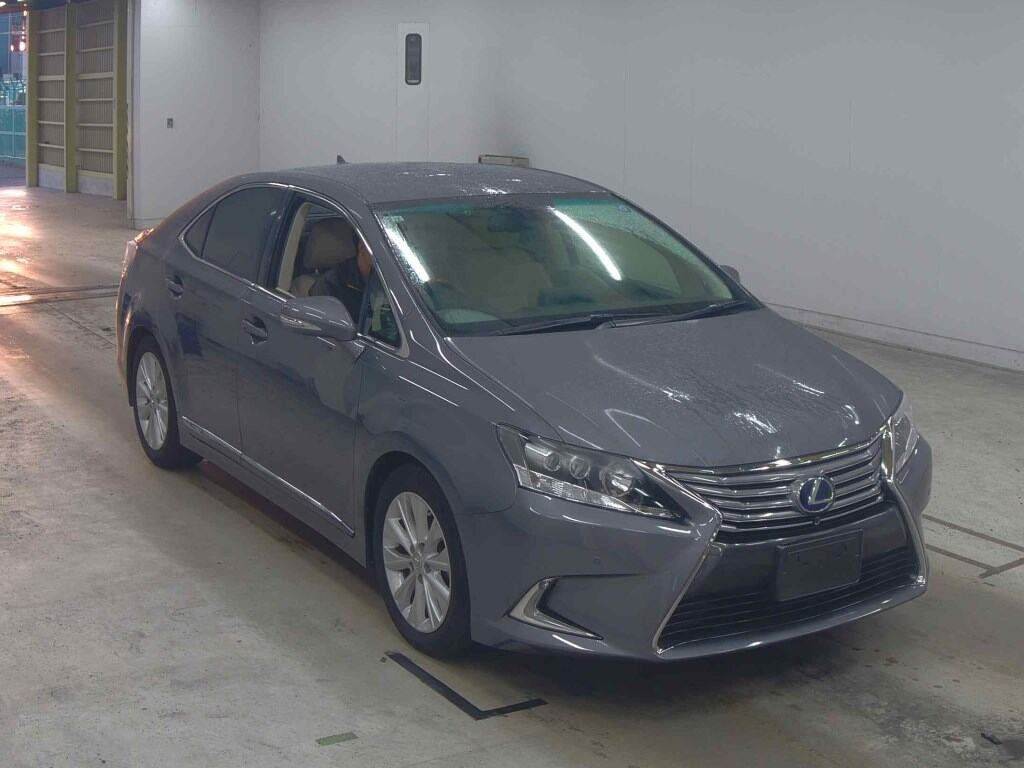 Lexus HS 2014 z aukcji japońskiej