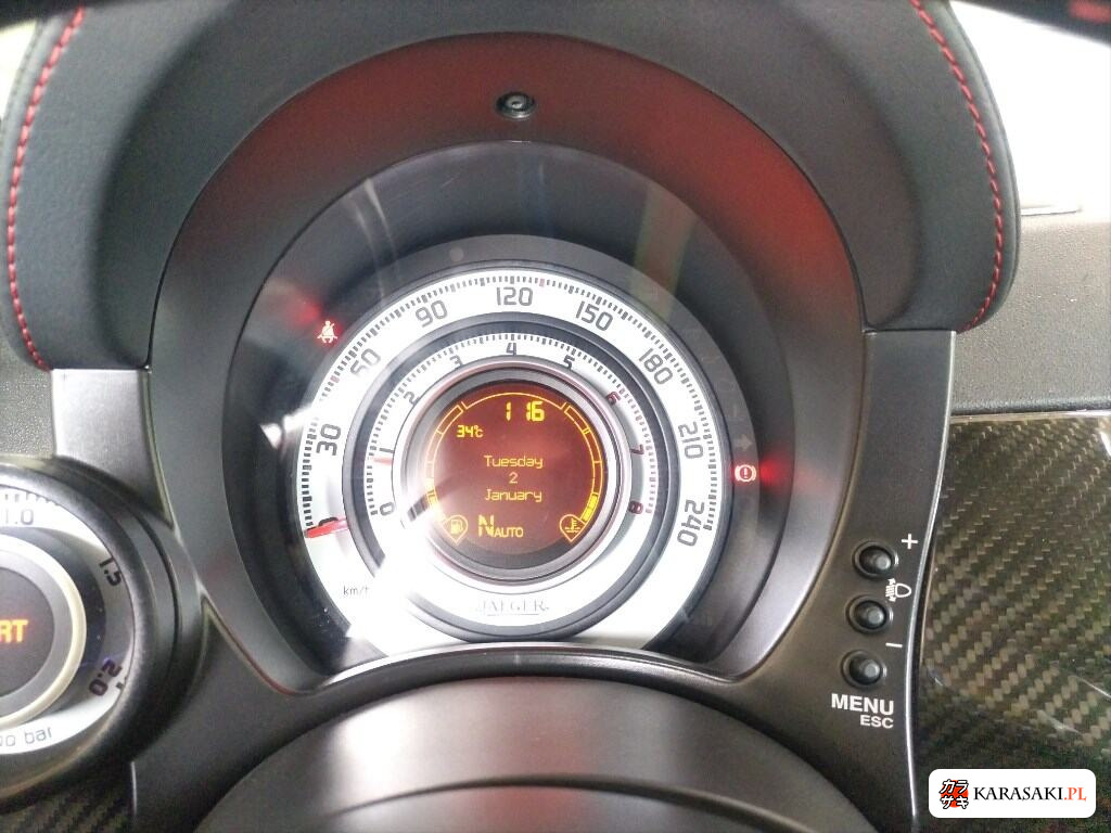 2011 Abarth 695 Tributo Ferrari 6
