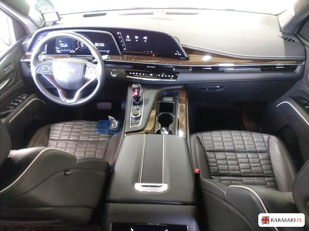 2023 Cadillac Escalade 4WD Platinum 5