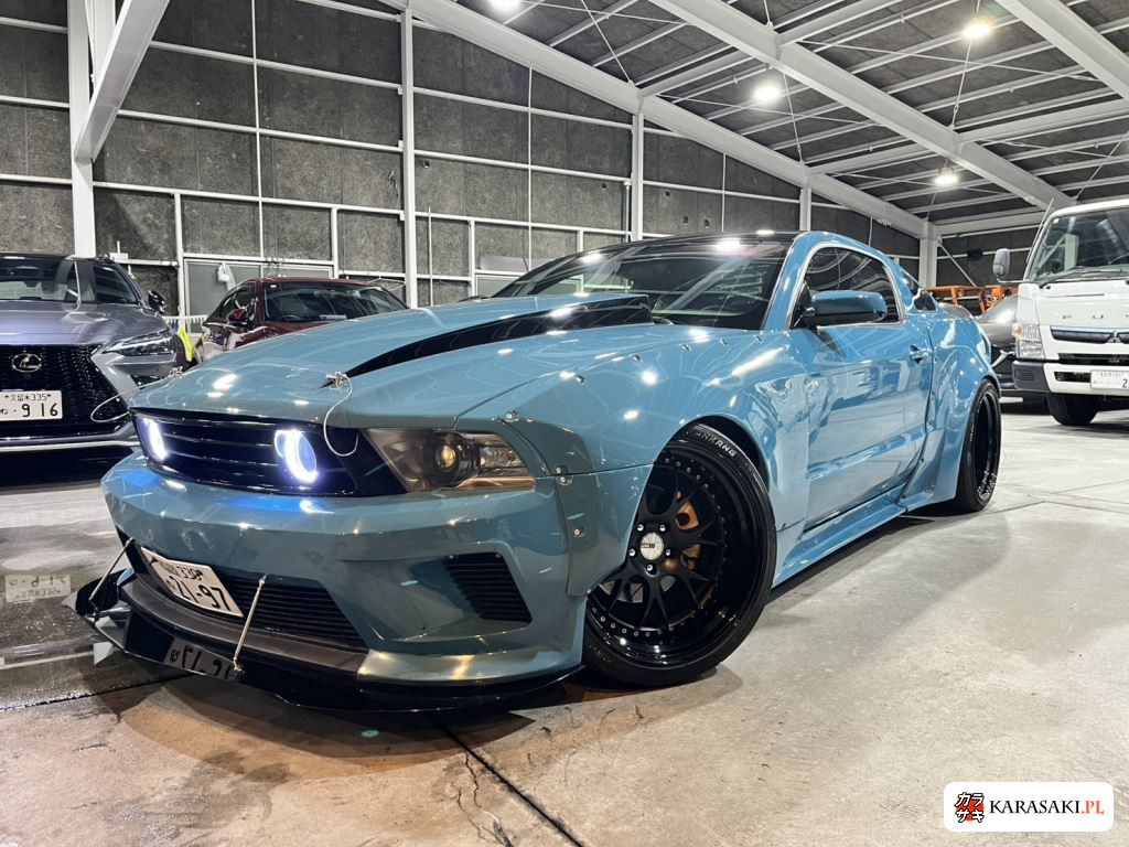 2013 Ford Mustang CP V8 GT Premium 9
