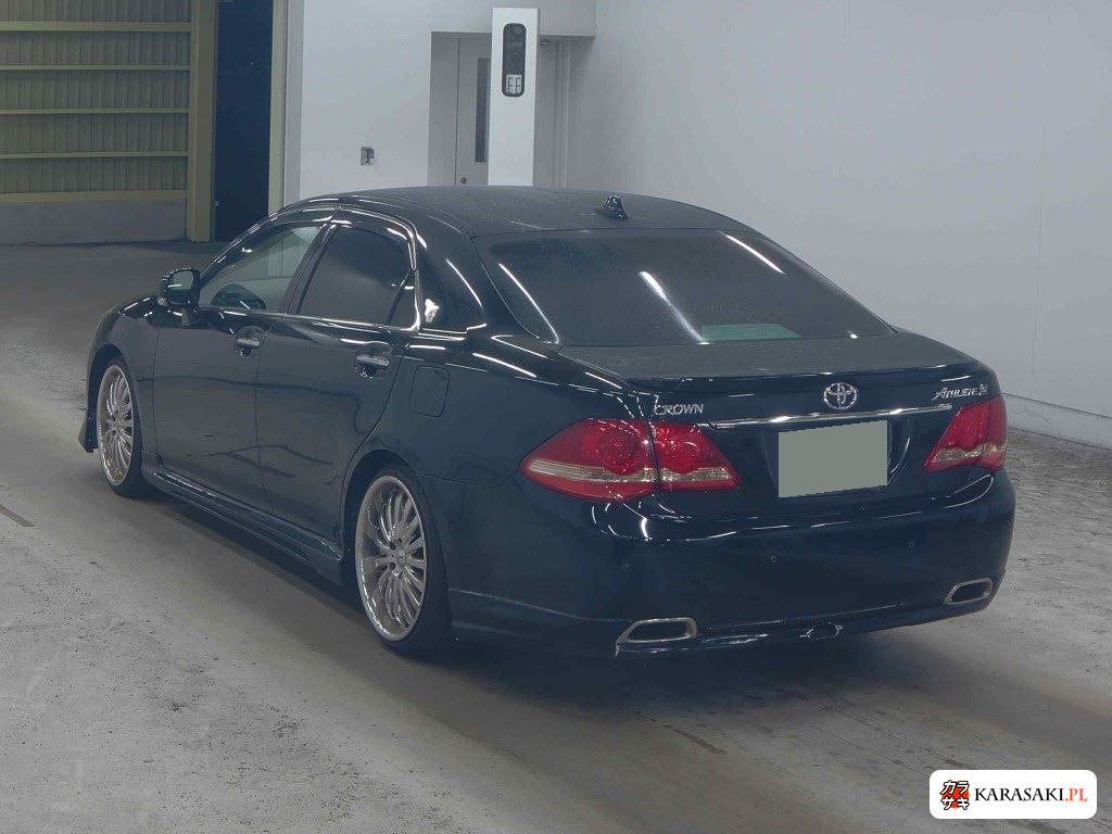 Toyota Crown 2008 z aukcji japońskiej