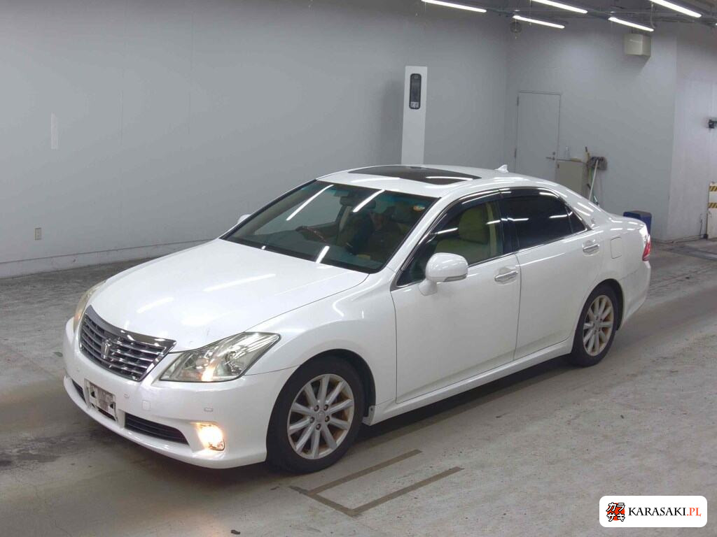 Toyota Crown 2012 z aukcji japońskiej