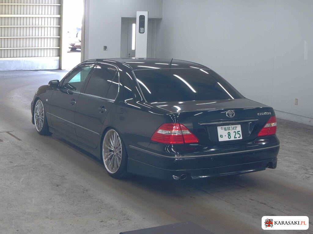 Toyota Celsior 2004 z aukcji japońskiej