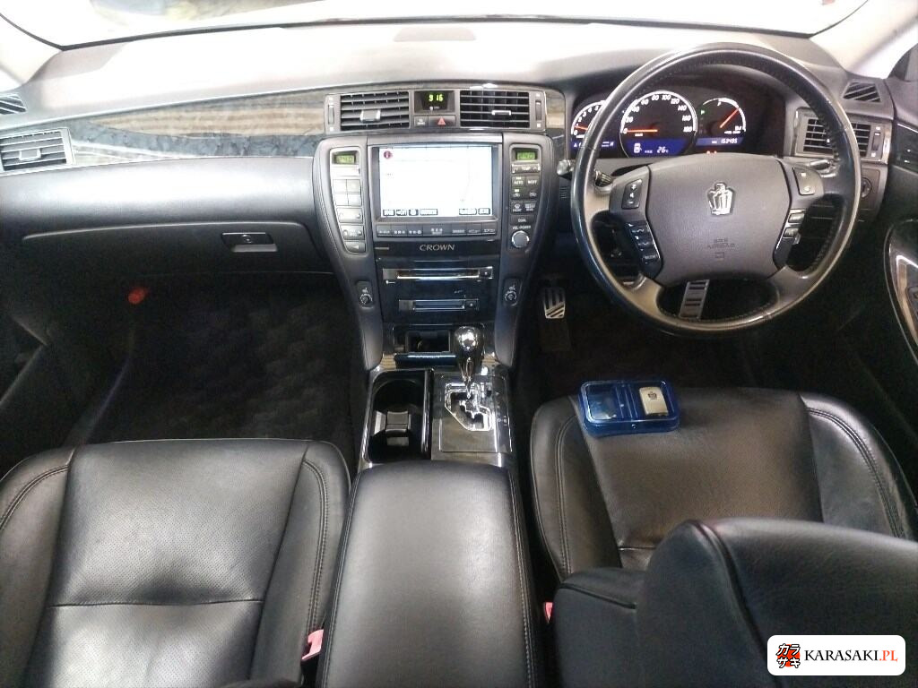 Toyota Crown 2007 z aukcji japońskiej