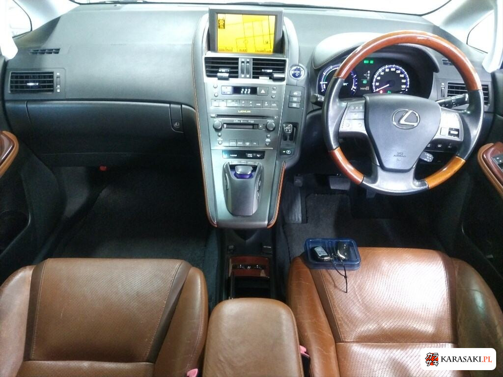 Lexus HS 2010 z aukcji japońskiej
