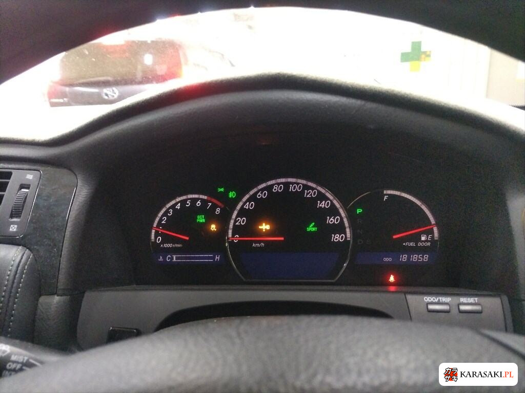 Toyota Crown 2007 z aukcji japońskiej