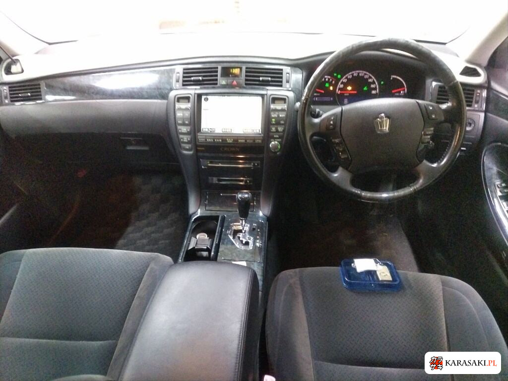 Toyota Crown 2007 z aukcji japońskiej