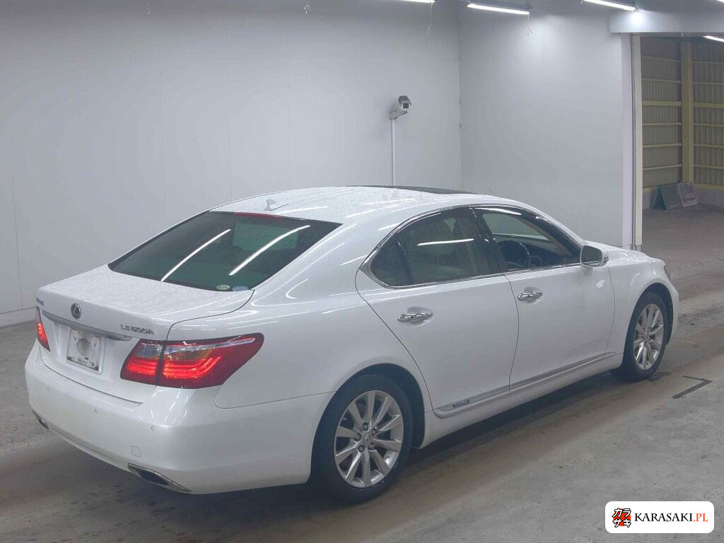 Lexus LS 2009 z aukcji japońskiej