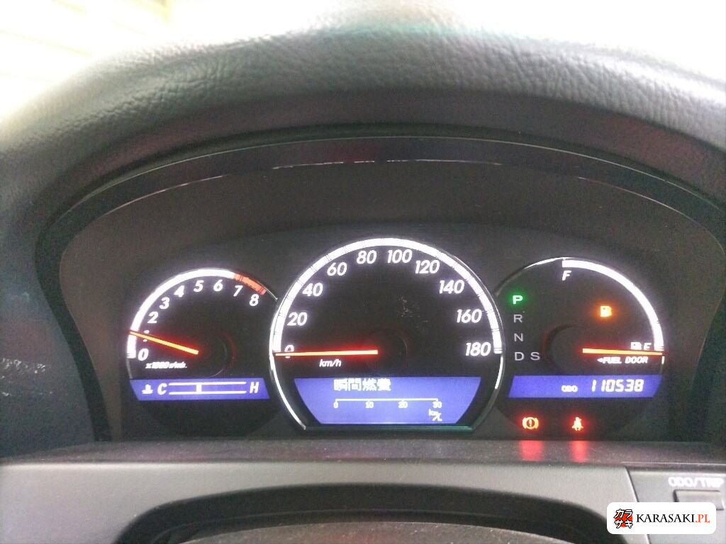 Toyota Crown 2005 z aukcji japońskiej