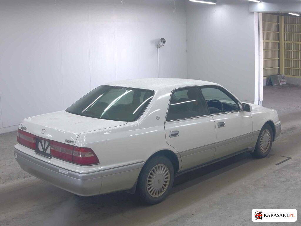 Toyota Crown 1997 z aukcji japońskiej