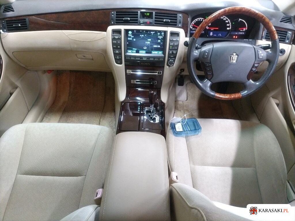 2008 Toyota Crown 4D Royal Saloon Premium Edition 5