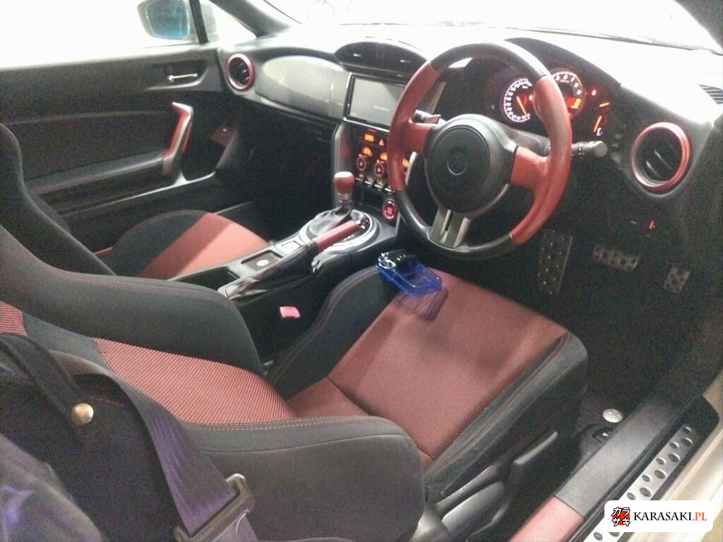 Toyota 86 2012 z aukcji japońskiej