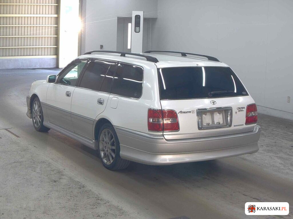 Toyota Crown Estate 2003 z aukcji japońskiej