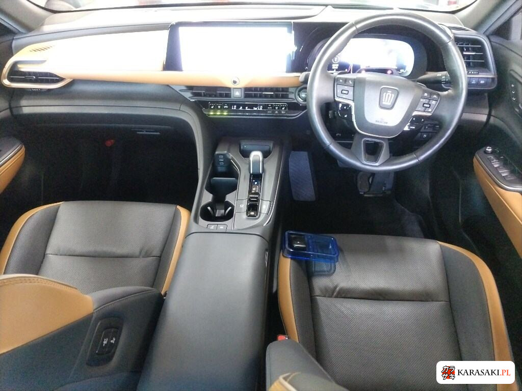 Toyota Crown Crossover 2022 z aukcji japońskiej
