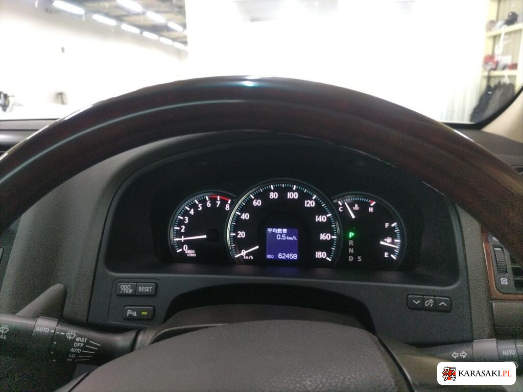 Toyota Crown 2008 z aukcji japońskiej