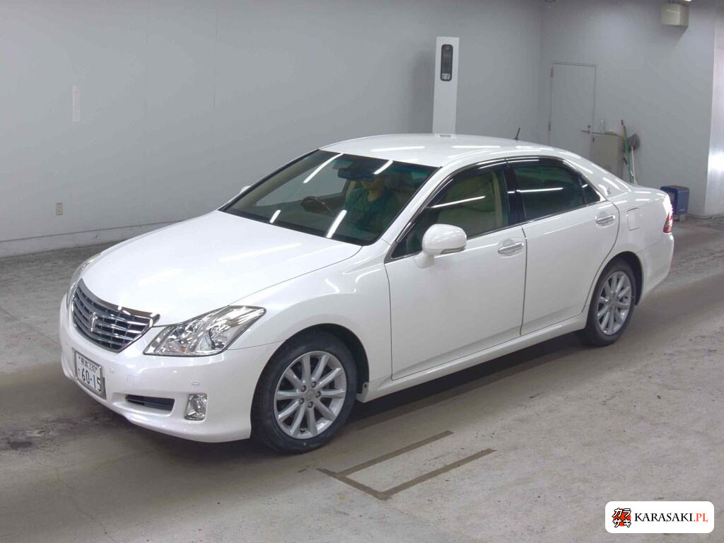 Toyota Crown 2008 z aukcji japońskiej