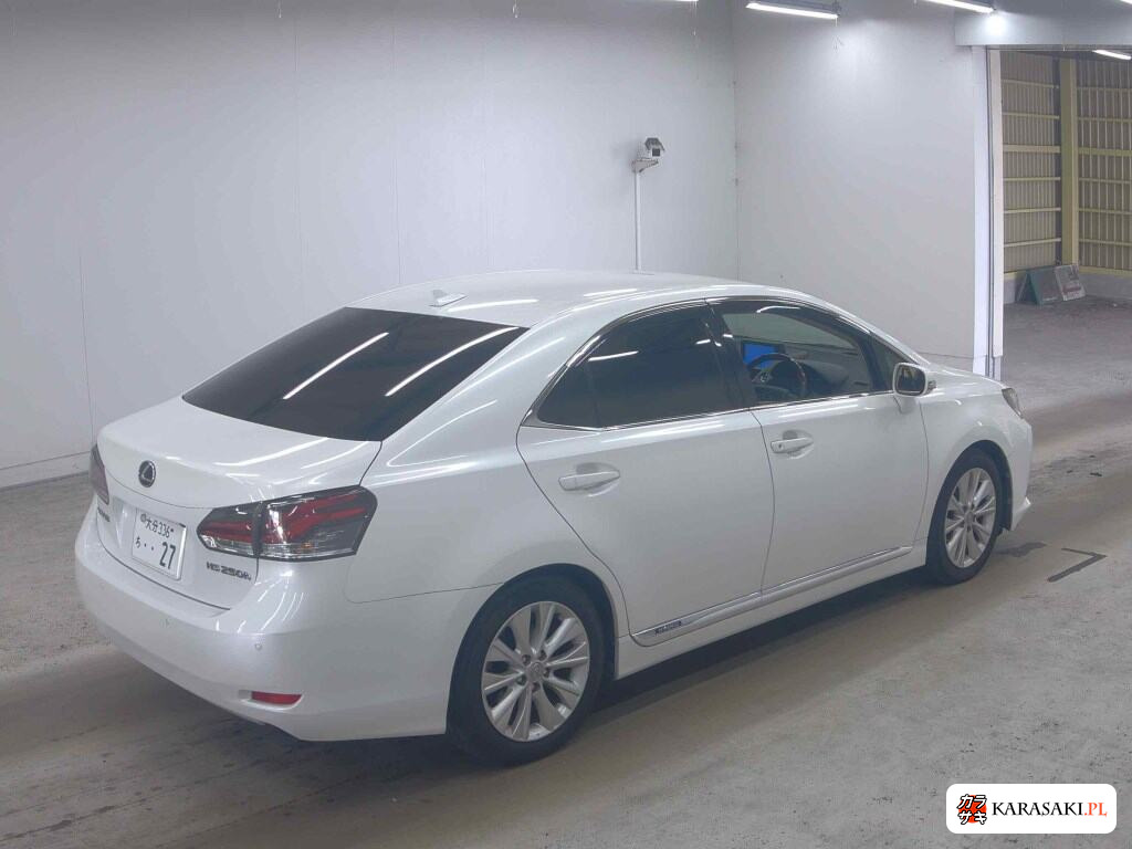 Lexus HS 2013 z aukcji japońskiej