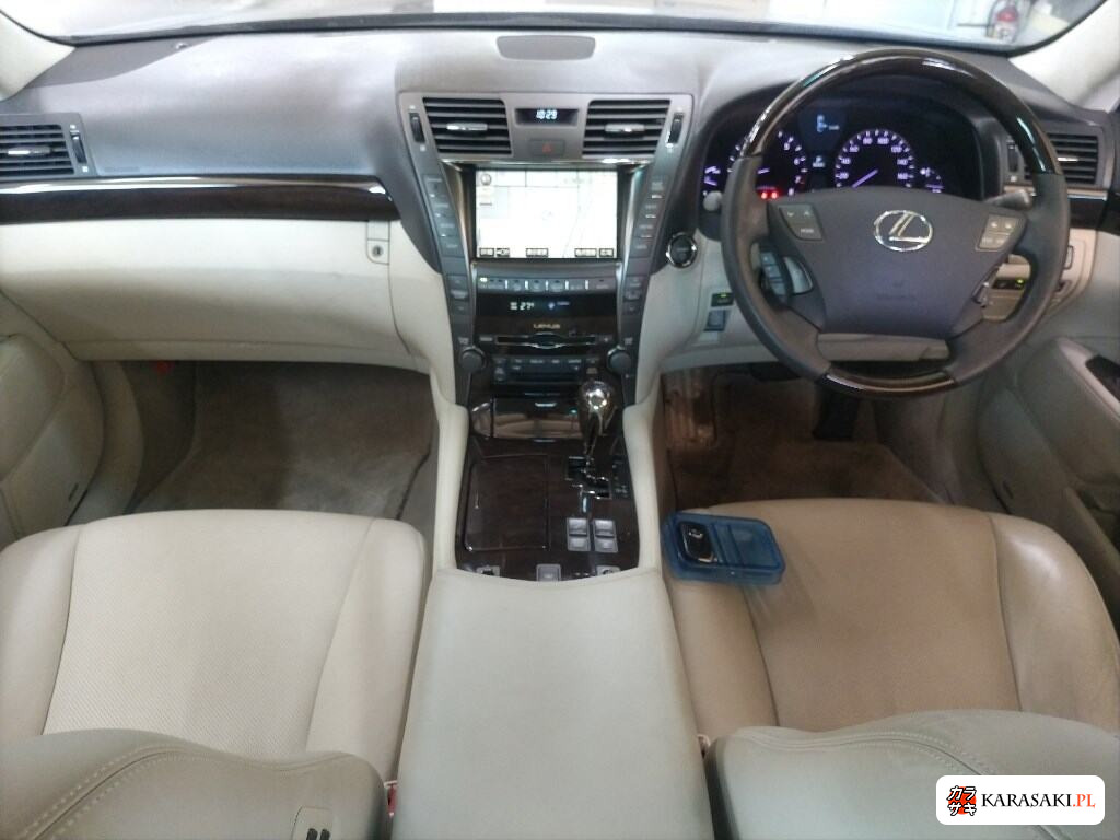 Lexus LS 2009 z aukcji japońskiej