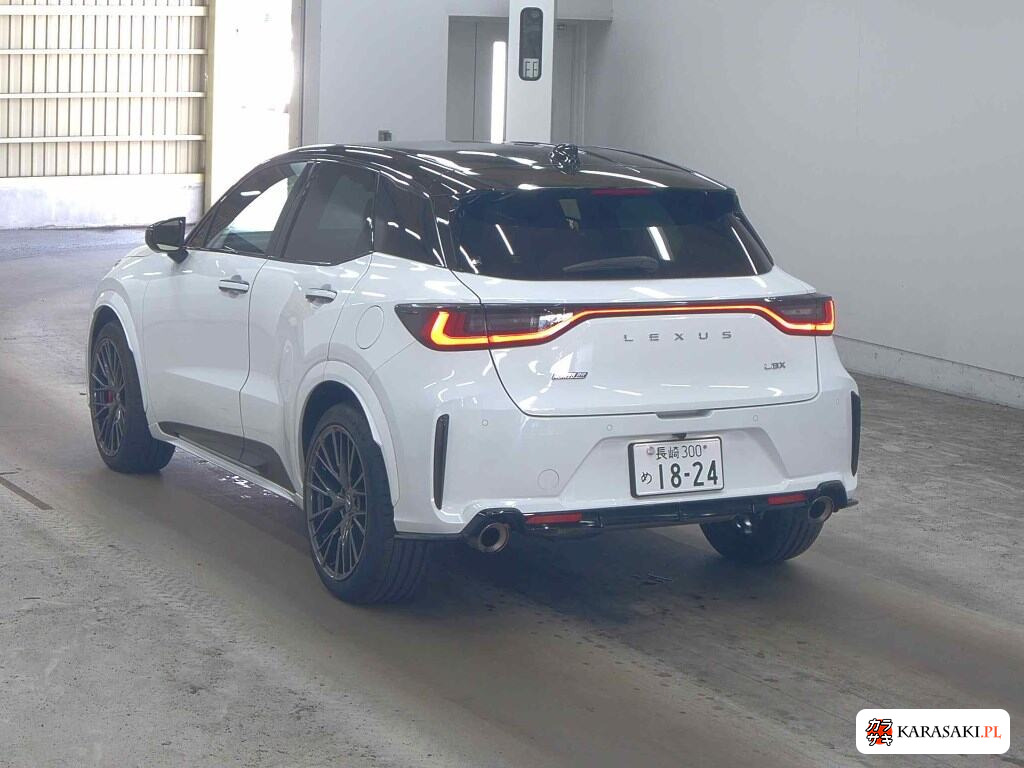 Lexus LBX 2024 z aukcji japońskiej