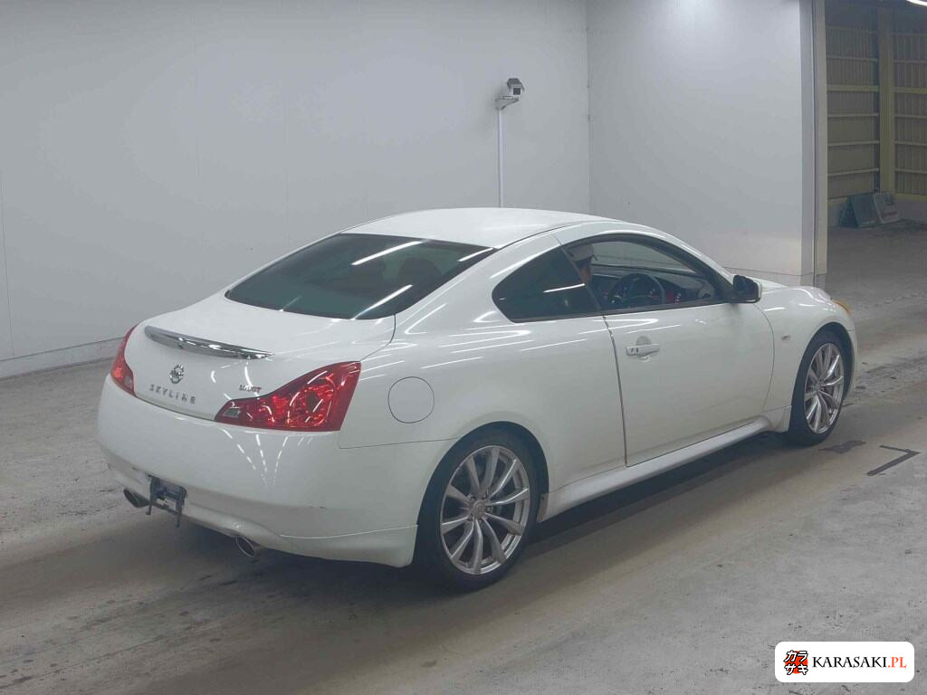 Nissan Skyline 2008 z aukcji japońskiej