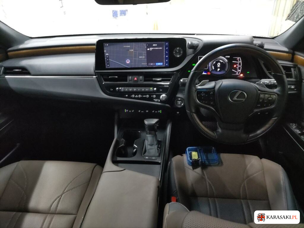 Lexus Es 2023 z aukcji japońskiej