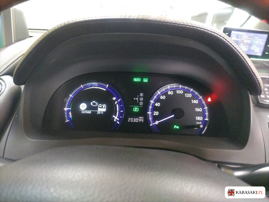 Lexus HS 2009 z aukcji japońskiej