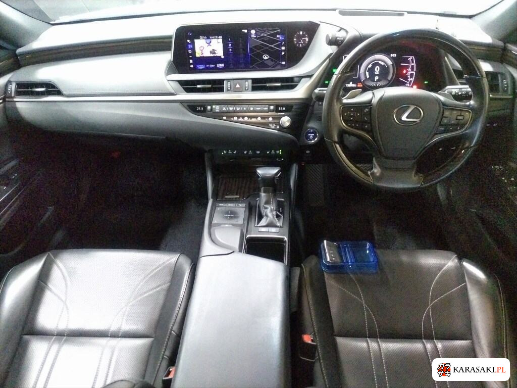 Lexus Es 2020 z aukcji japońskiej