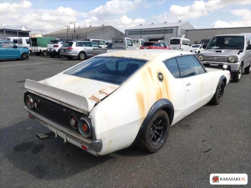 Nissan Skyline 1975 z aukcji japońskiej
