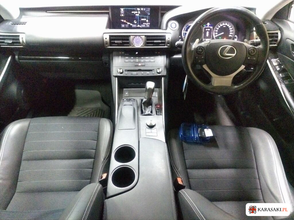 Lexus Is 2015 z aukcji japońskiej